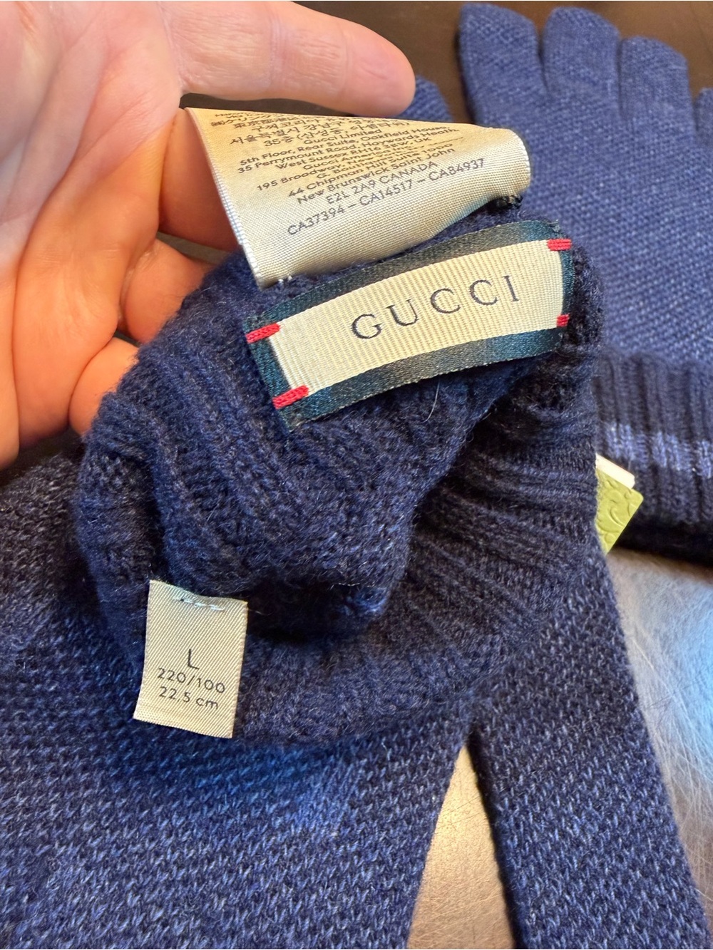 New Authentic Gucci GG Logo Cashmere Gloves Blue Size L - Picture 13 of 15